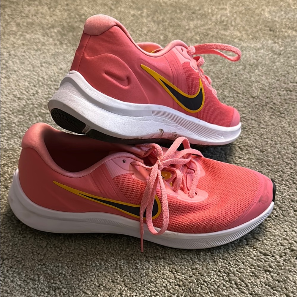 Nike Pink Athletic Shoes